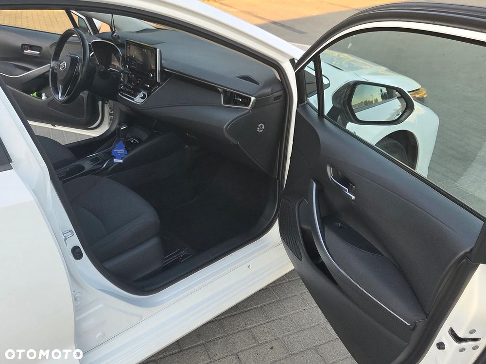 Toyota Corolla - 10