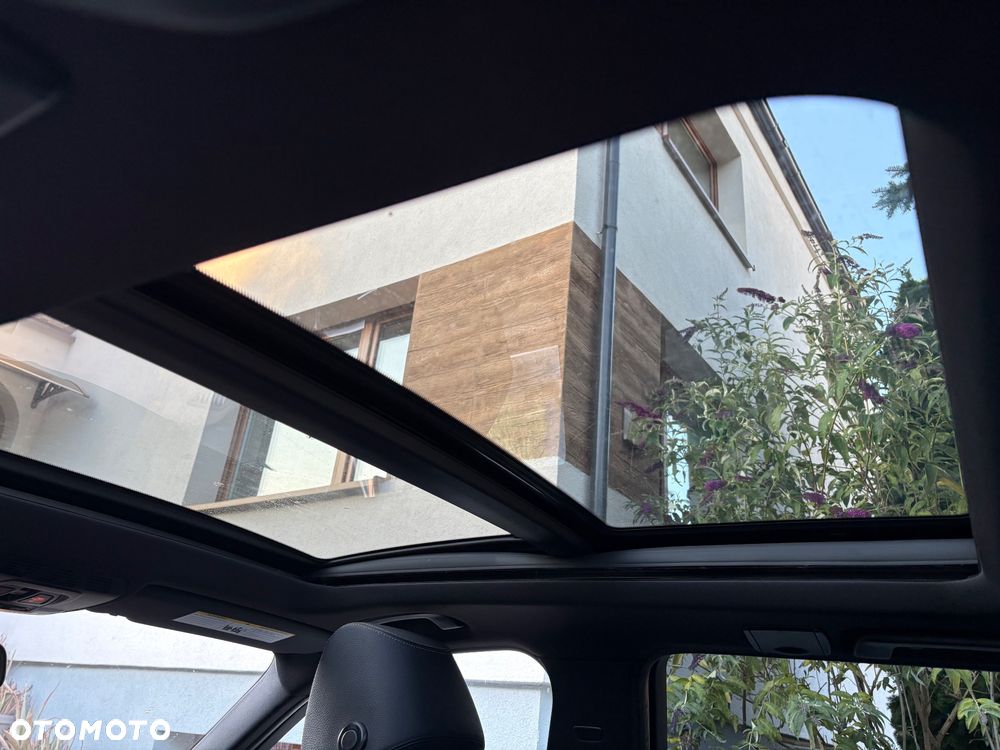 BMW Seria 3 330i xDrive Sport Line - 22