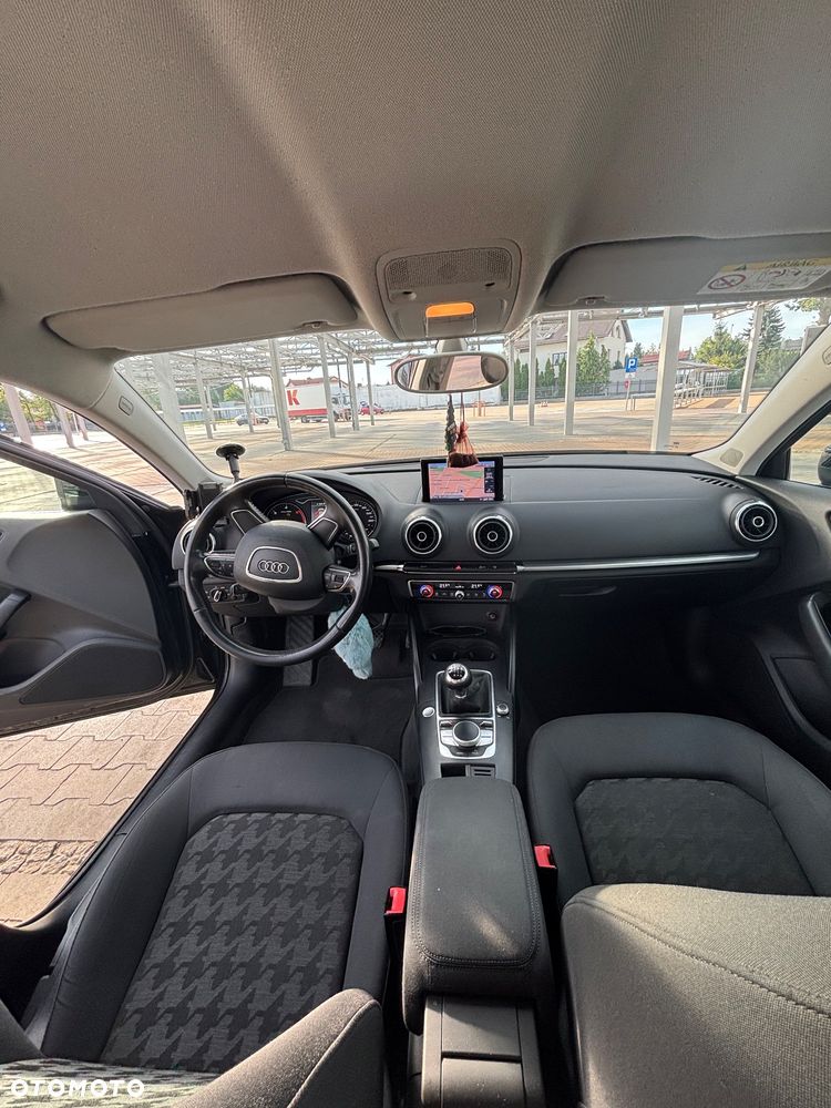 Audi A3 Sportback 1.6 TDI clean diesel Ambiente - 10