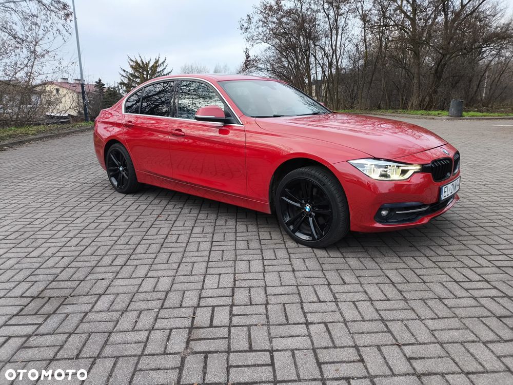 BMW Seria 3 330i xDrive Sport Line Sport - 3
