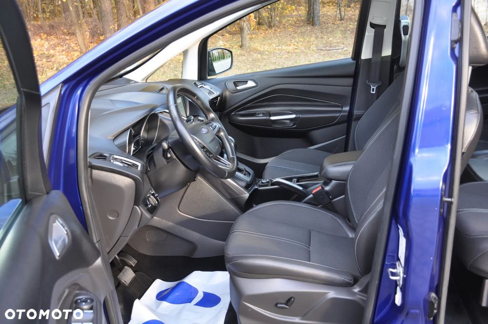 Ford Grand C-MAX - 25