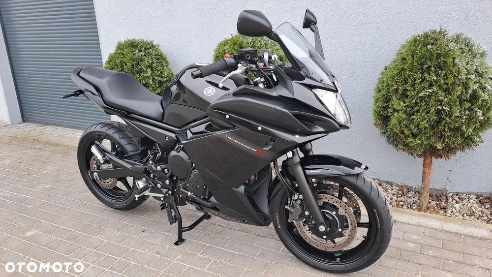 Yamaha XJ - 3