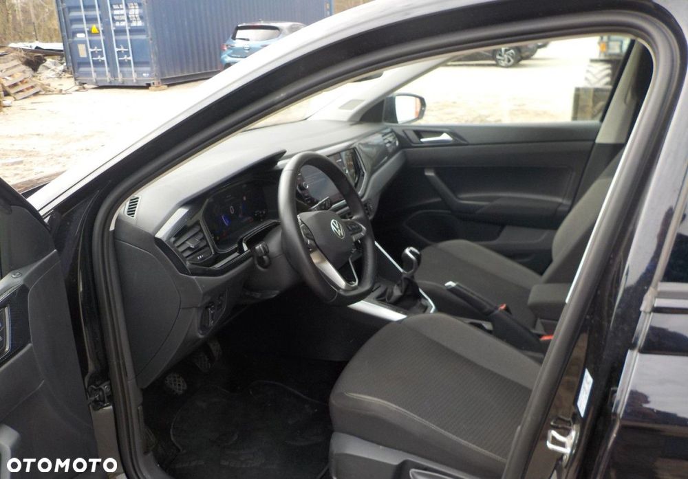 Volkswagen Polo - 21