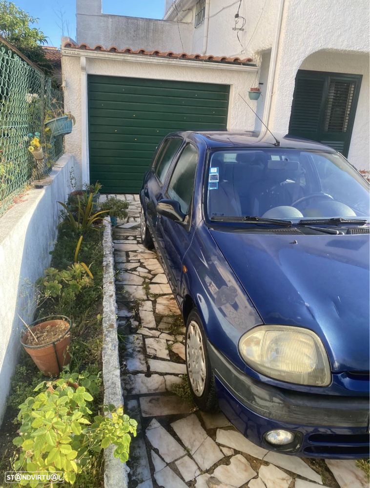 Renault Clio 1.2 RT - 3