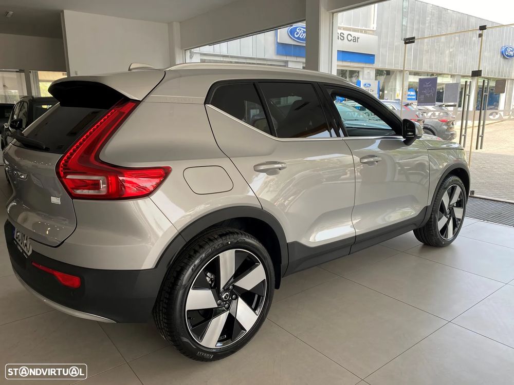 Volvo XC 40 1.5 T4 PHEV Plus Bright - 2