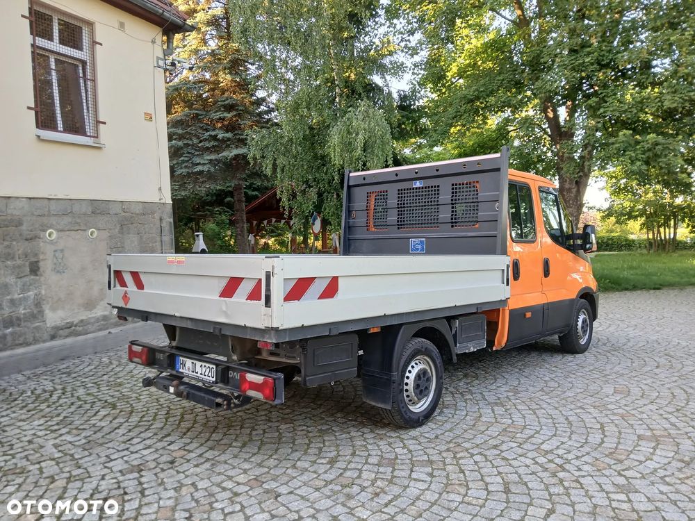 Iveco 35S12 - 11