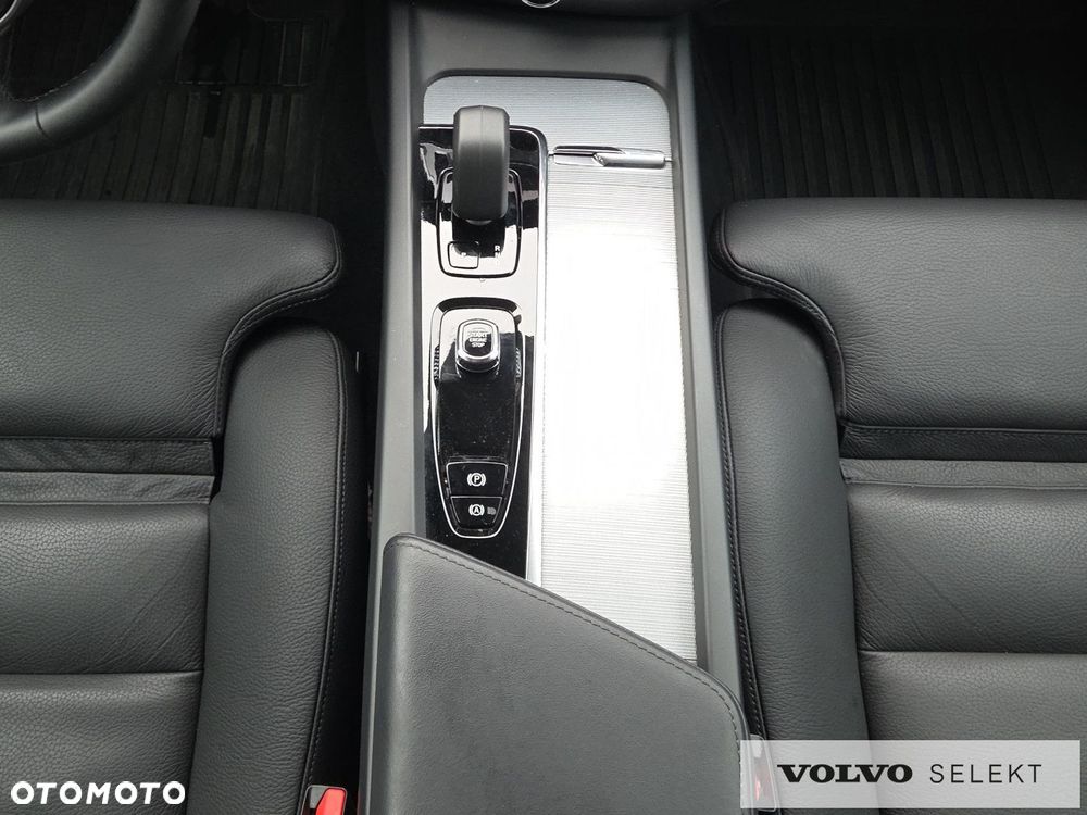 Volvo V60 B4 B Plus Dark - 27