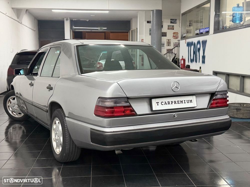Mercedes-Benz W124 (1984-1997) 200 D - 7