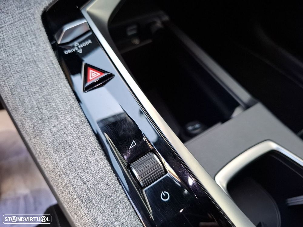 Peugeot 3008 1.2 Hybrid GT e-DCS6 - 25
