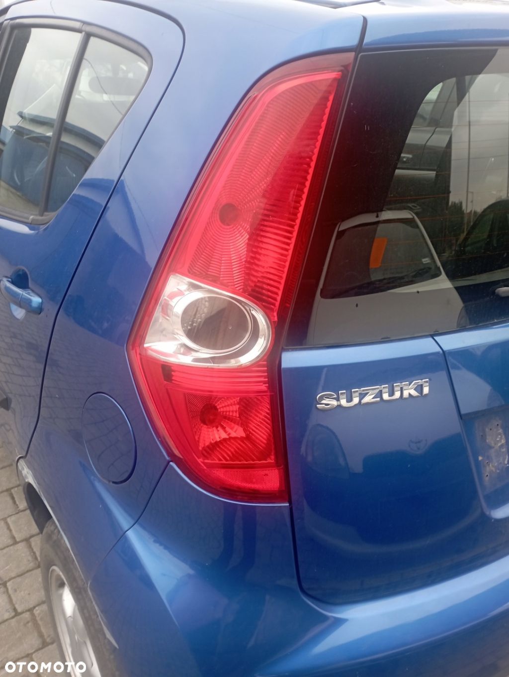 SUZUKI SPLASH LAMPA LEWA TYŁ TYLNA EU - 1