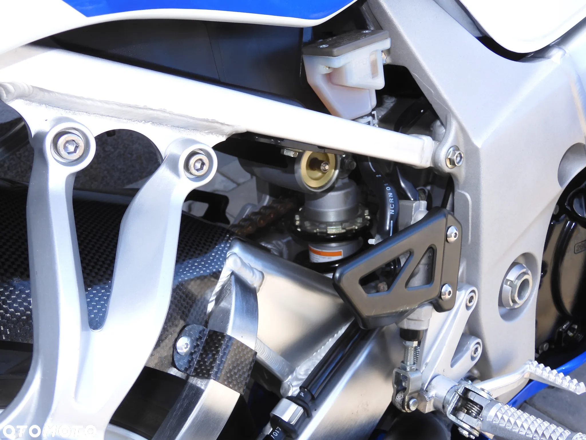 Suzuki GSX-R - 18