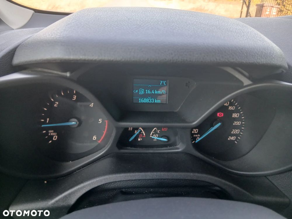 Ford Transit Conect - 15