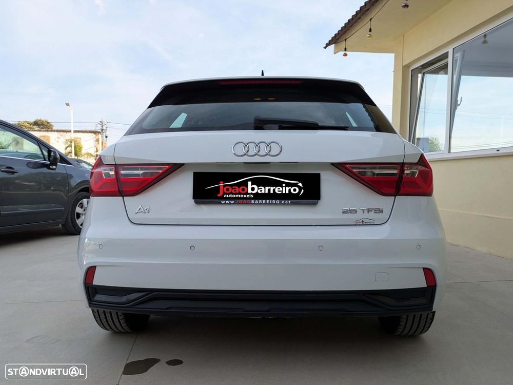 Audi A1 Sportback 25 TFSI Advanced - 4