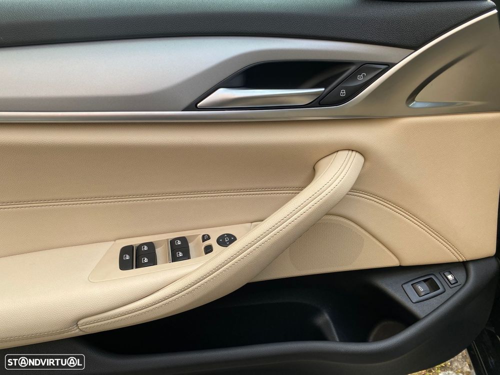 BMW 530 e - 16