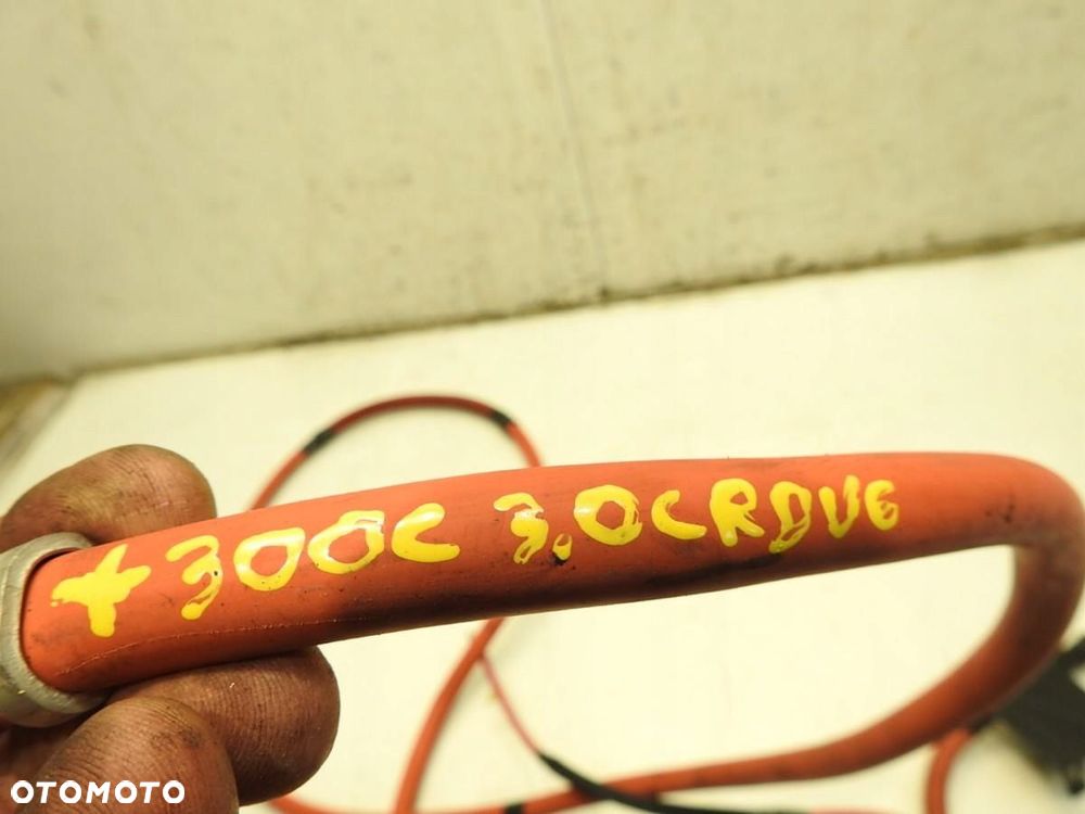 KLEMA PLUSOWA PRZEWÓD CHRYSLER 300C 3.0 CRD V6 05087215AB - 2