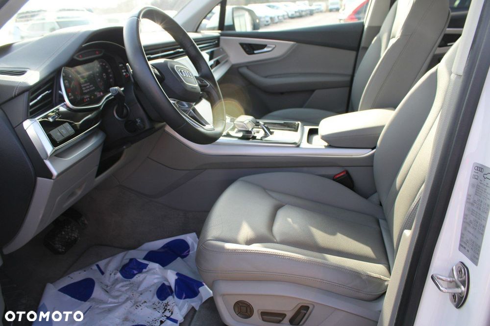 Audi Q7 - 29