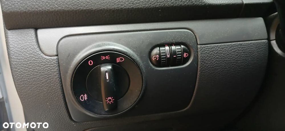 Volkswagen Golf 1.9 TDI Tour Edition - 15