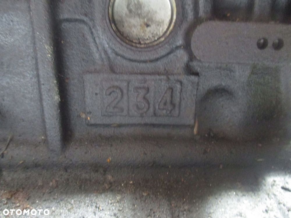 blok silnika renault mascott 3.0 zd3 03-10 lekkie wżery - 10
