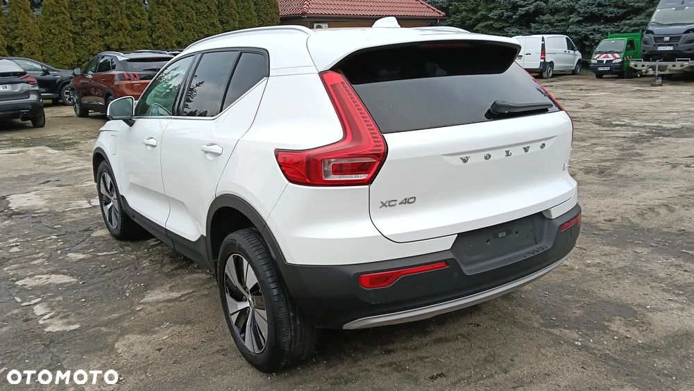 Volvo XC 40 T5 Recharge DKG Ultimate Bright - 3
