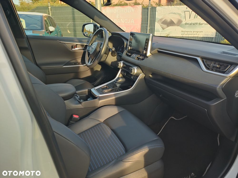 Toyota RAV4 - 15