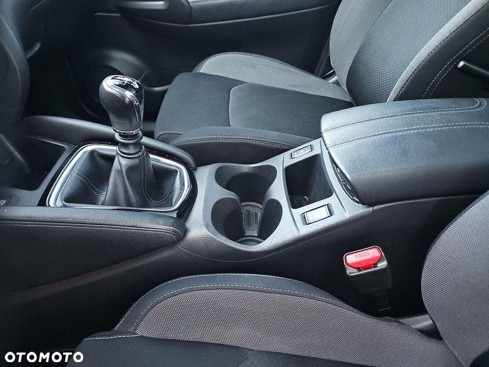 Nissan Qashqai 1.3 DIG-T Acenta - 21