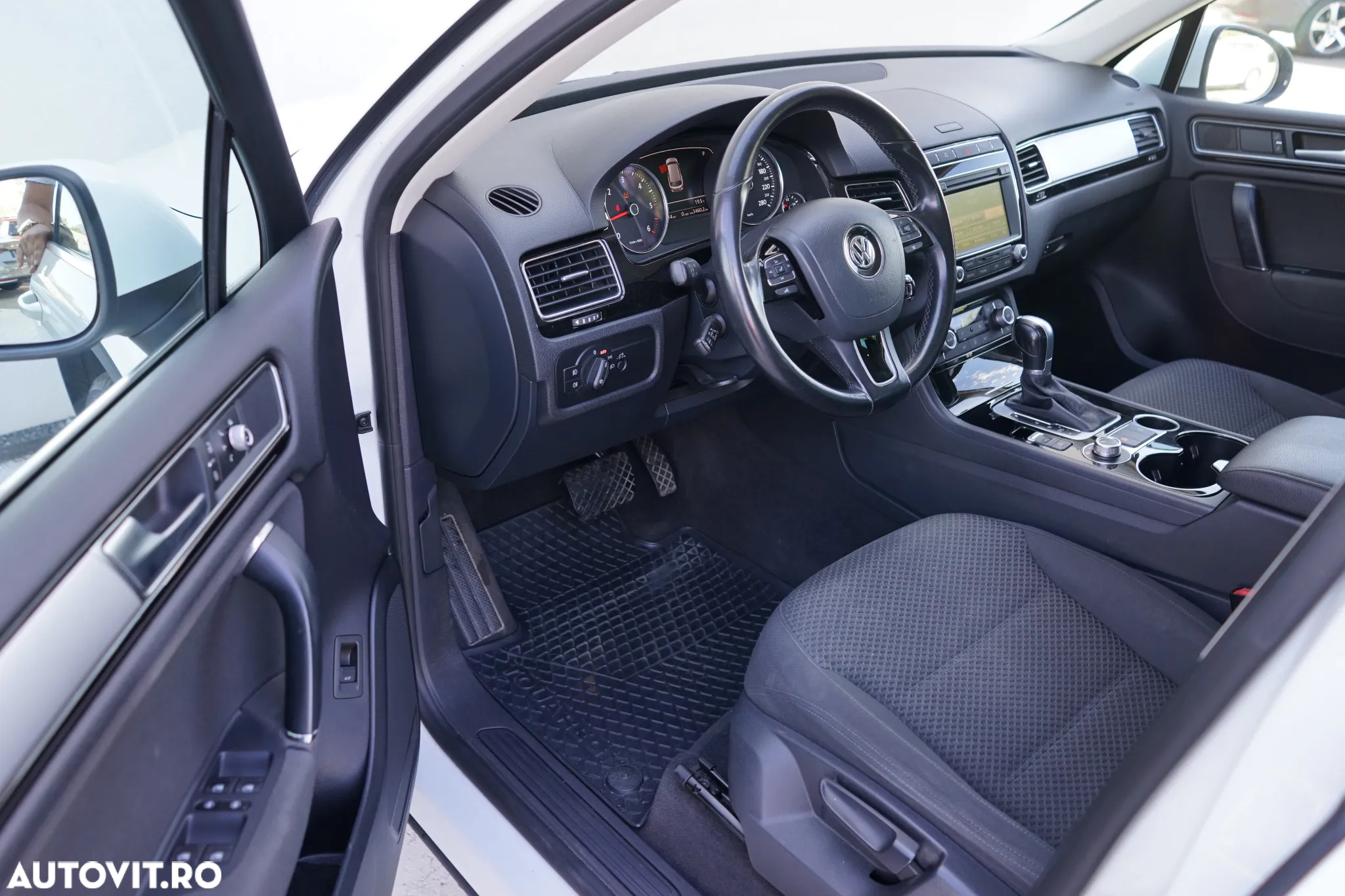 Volkswagen Touareg V6 TDI BMT Mountain Plus - 11