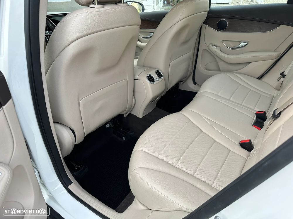 Mercedes-Benz GLC 300 e 4Matic - 9