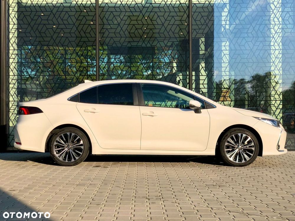 Toyota Corolla 1.8 Hybrid Style - 4