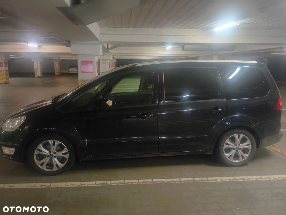 Ford Galaxy - 8