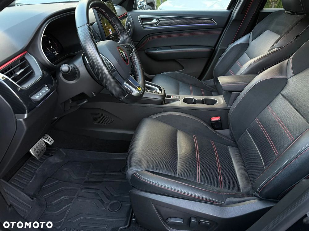 Renault Arkana 1.3 TCe mHEV R.S Line EDC - 10
