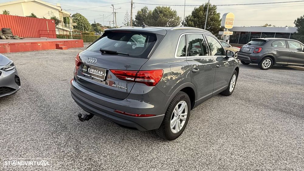 Audi Q3 45 TFSIe S tronic - 14