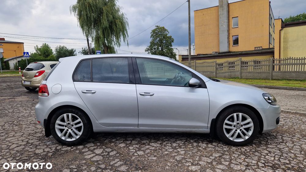 Volkswagen Golf VI 1.6 Highline DSG - 3