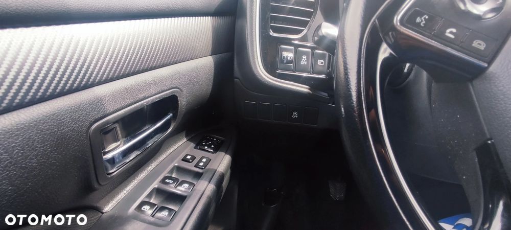 Mitsubishi Outlander 2.0 2WD Edition - 17