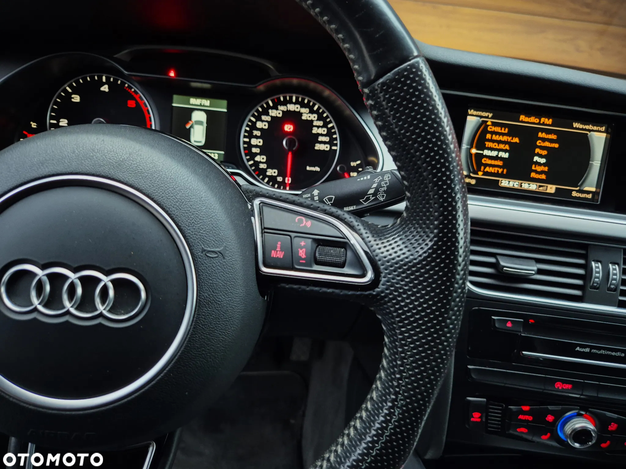 Audi A4 Avant 2.0 TDI DPF S line Sportpaket - 23