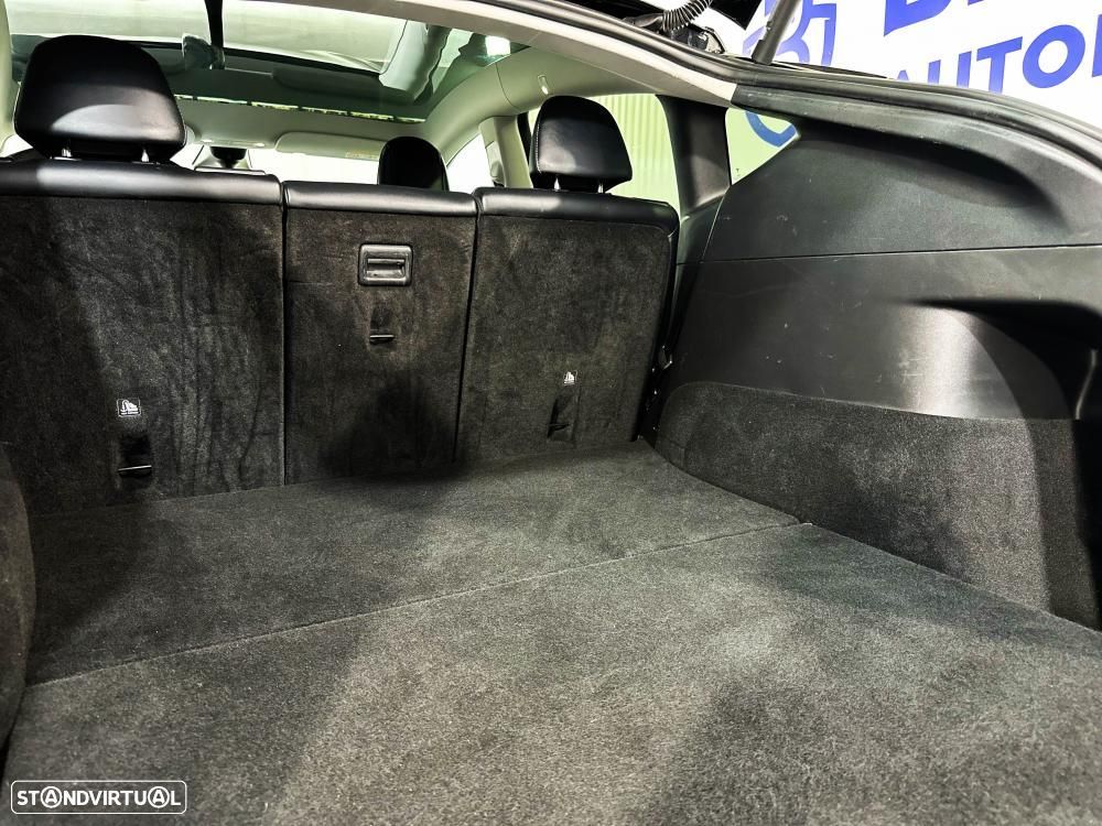 Tesla Model Y Long Range Dual Motor AWD - 50