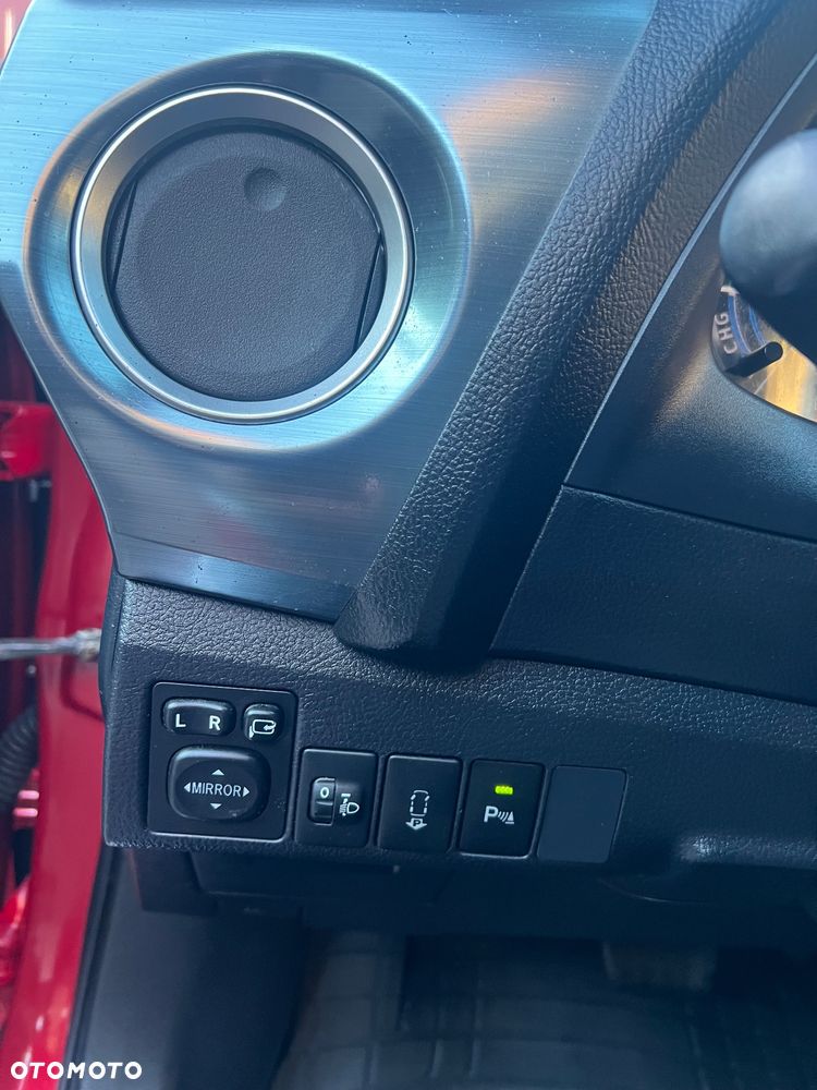 Toyota Auris - 30