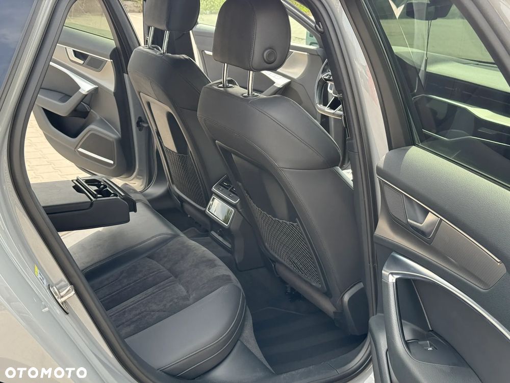 Audi A6 Avant 55 TFSI mHEV Quattro S tronic - 14