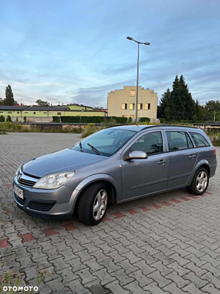 Opel Astra 1.9 CDTI - 12