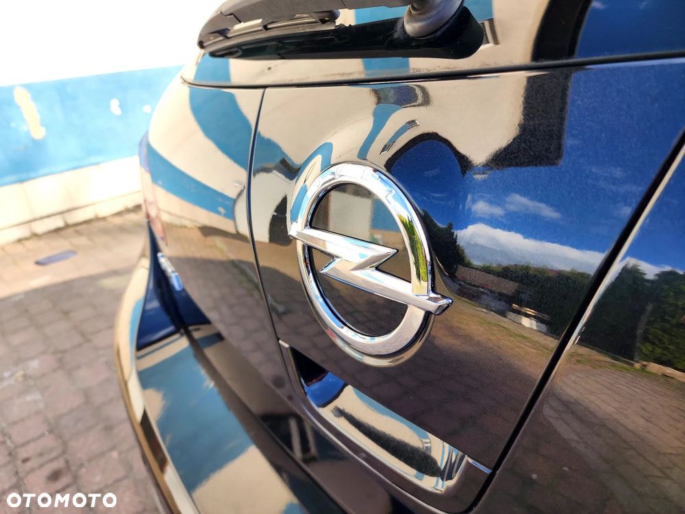 Opel Astra 1.4 Turbo 150 Jahre - 20