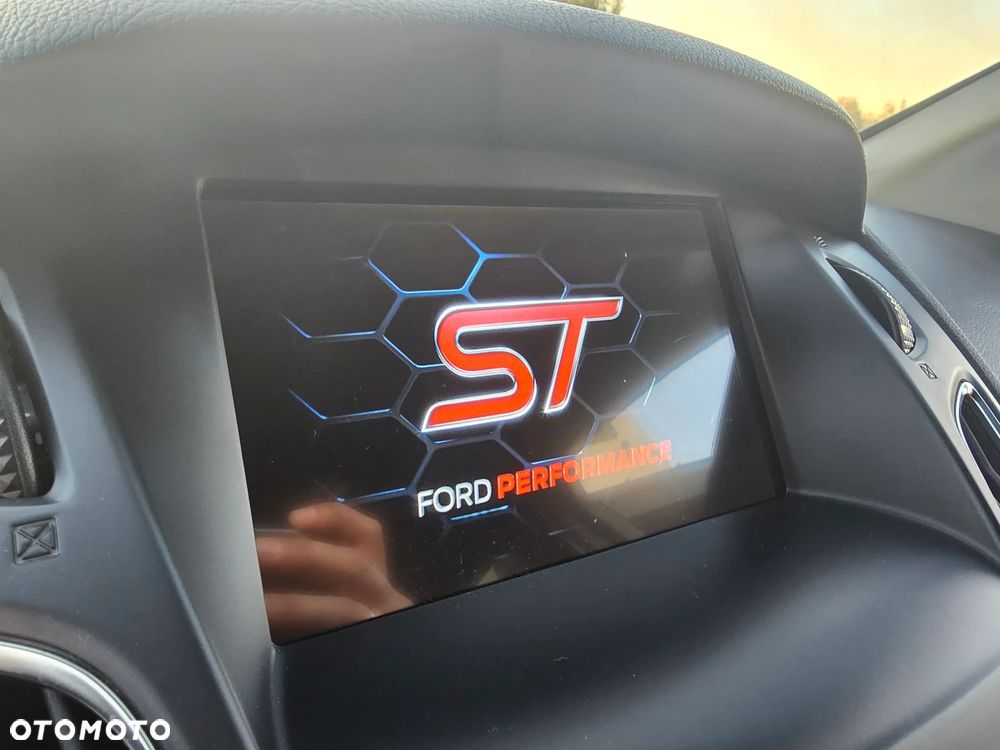 Ford Focus - 25
