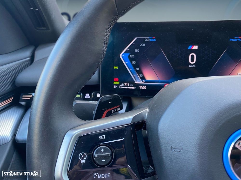BMW 530 e Pack Desportivo M - 8