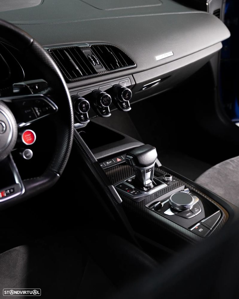 Audi R8 Coupé V10 plus 5.2 FSI quattro S tronic - 18