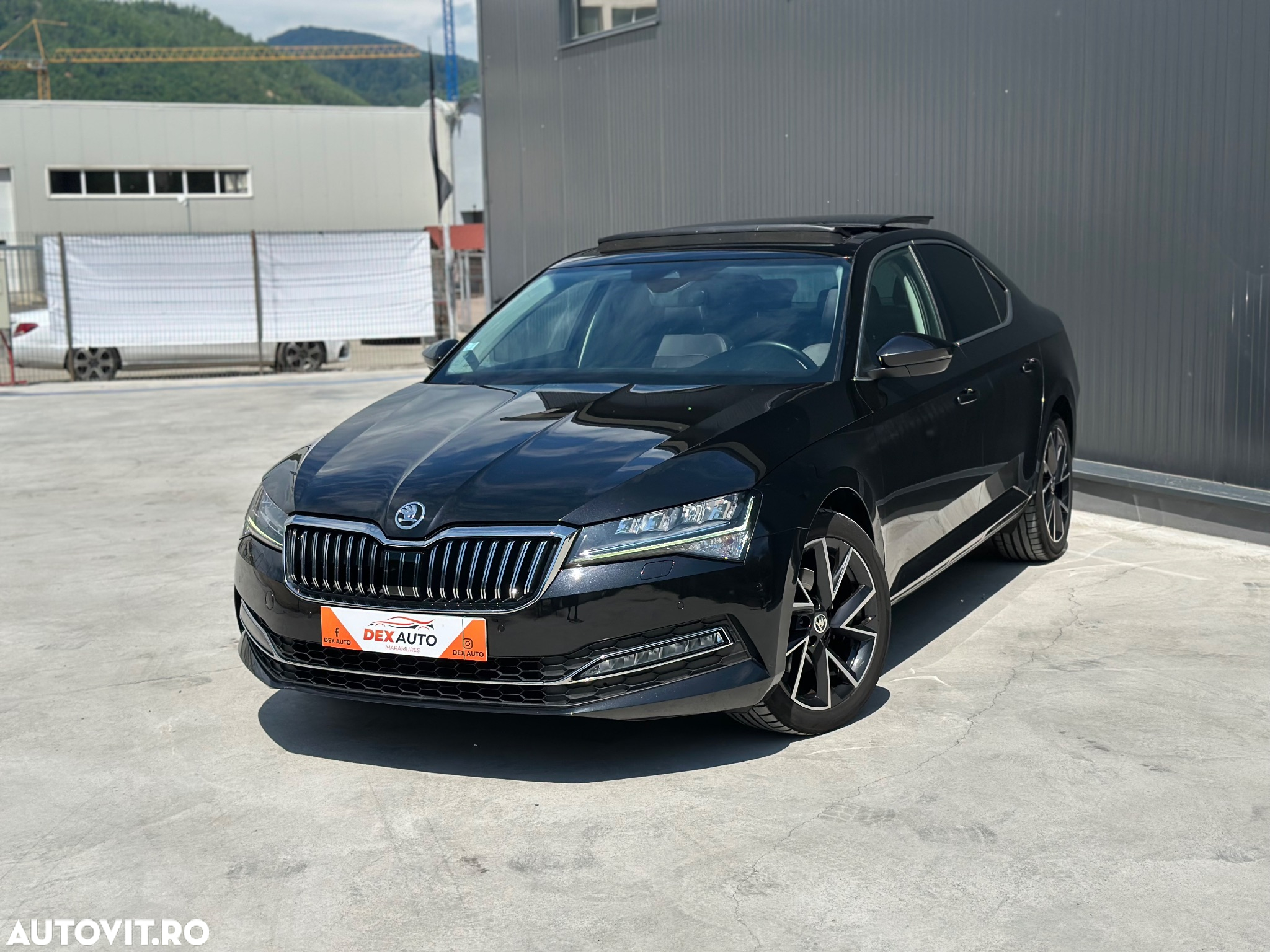 Skoda Superb 1.5 TSI DSG Sportline - 8