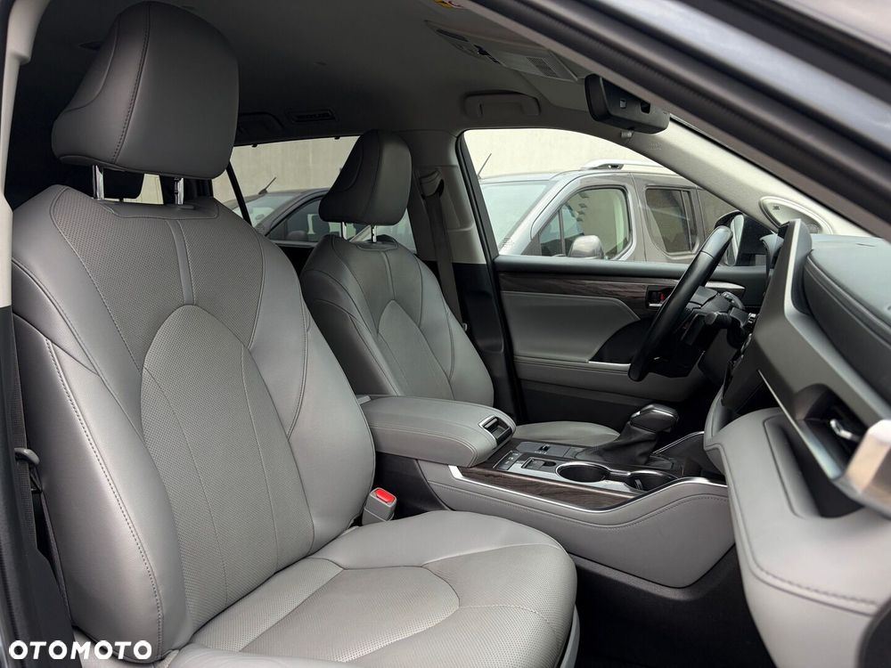Toyota Highlander - 34