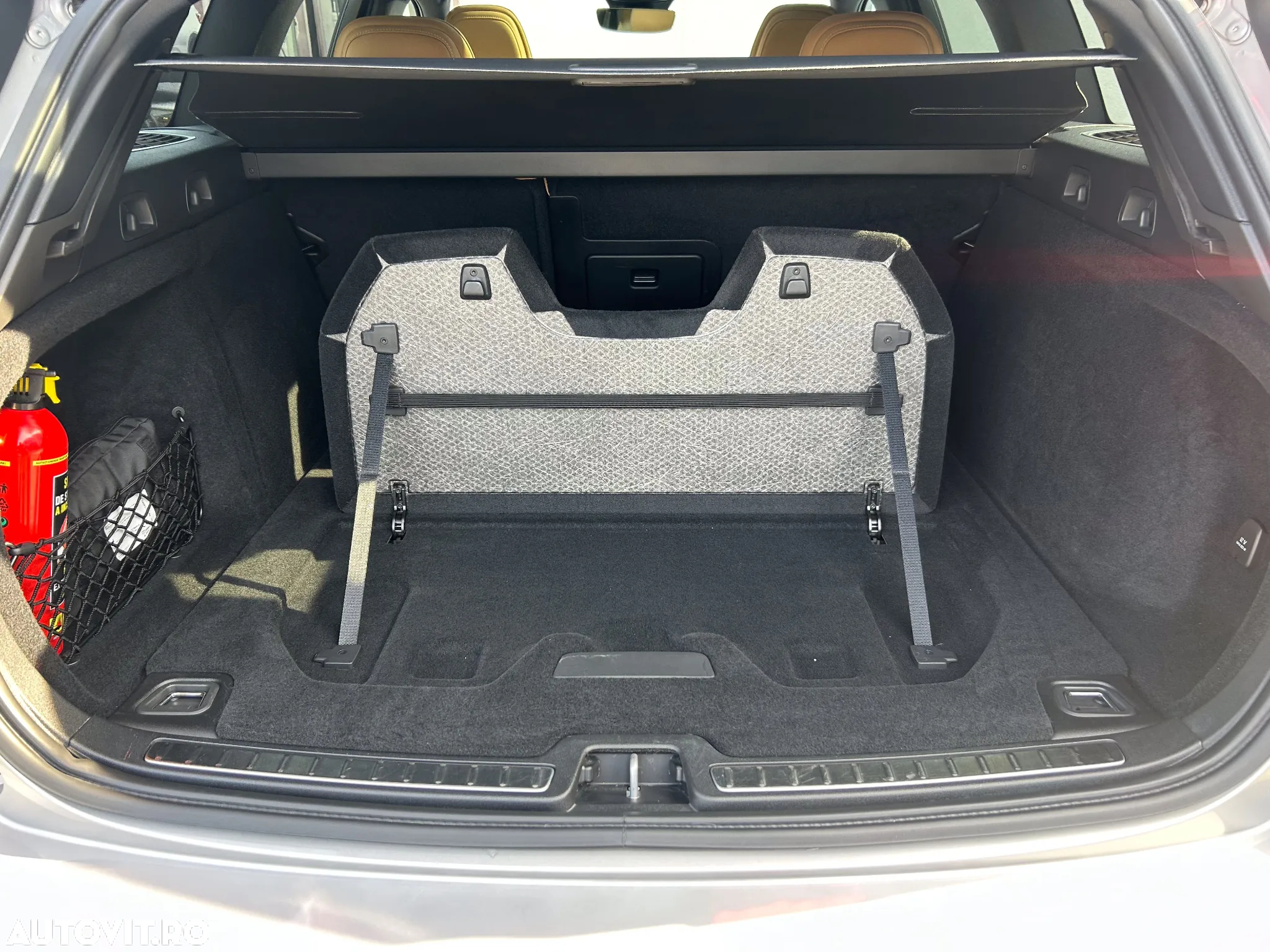 Volvo V60 B4 MHEV AT8 FWD Inscription - 8