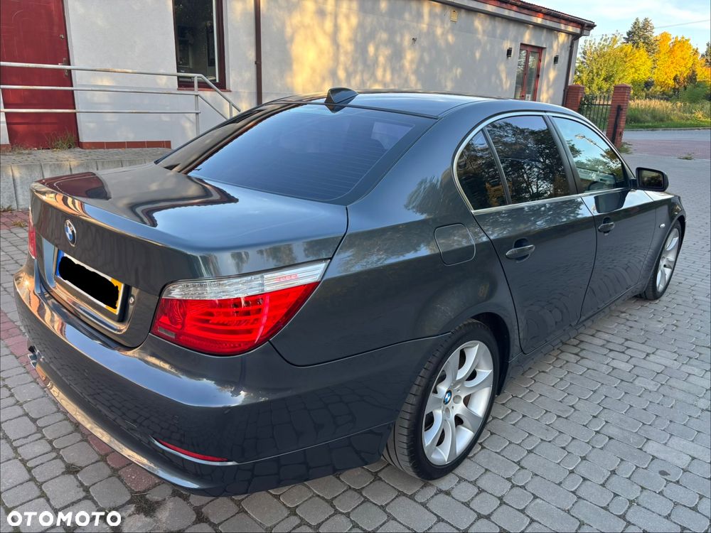BMW Seria 5 530d Edition Exclusive - 12