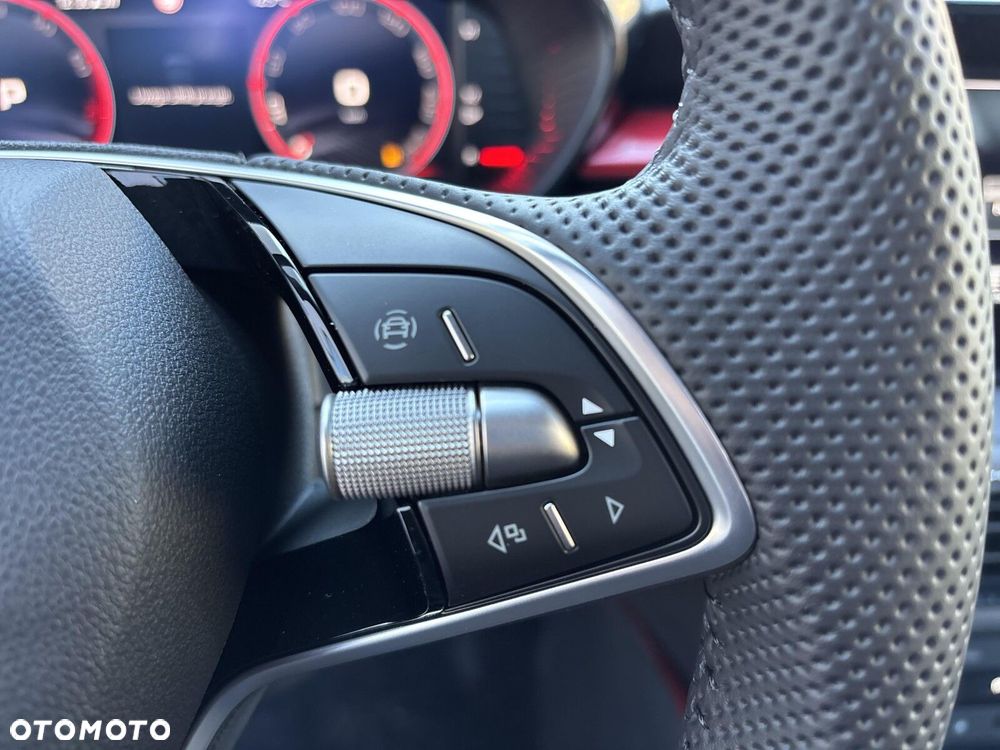 Skoda Fabia 1.0 TSI Monte Carlo DSG - 22