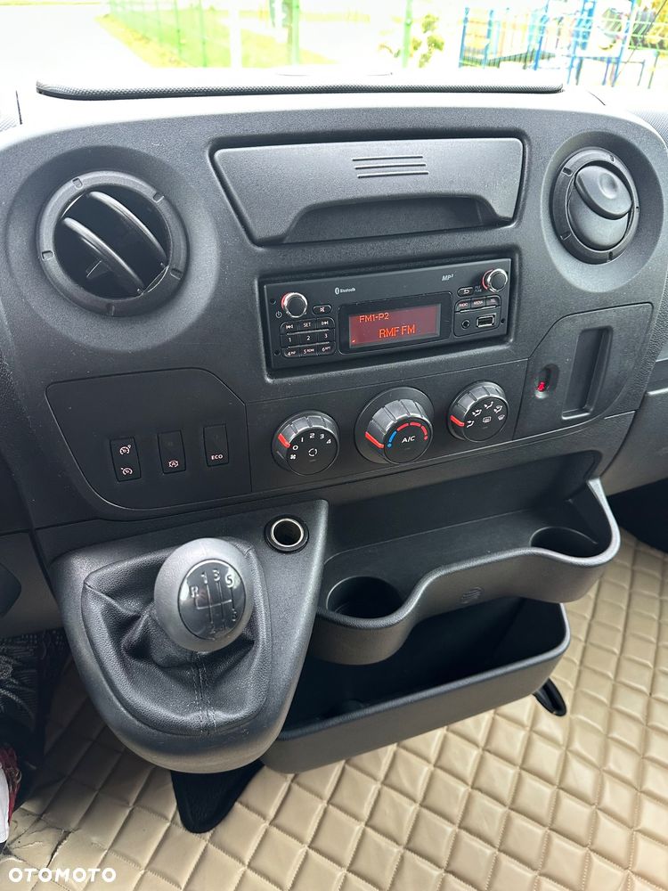 Renault Master - 13