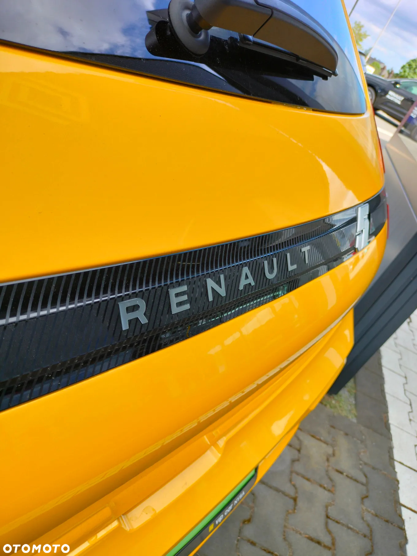 Renault 5 52kWh Comfort Range Iconic Cinq - 8
