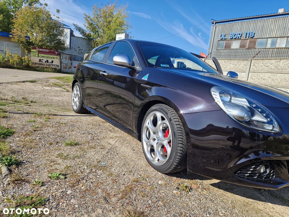 Alfa Romeo Giulietta 1750 TBi Quadrifoglio Verde - 4